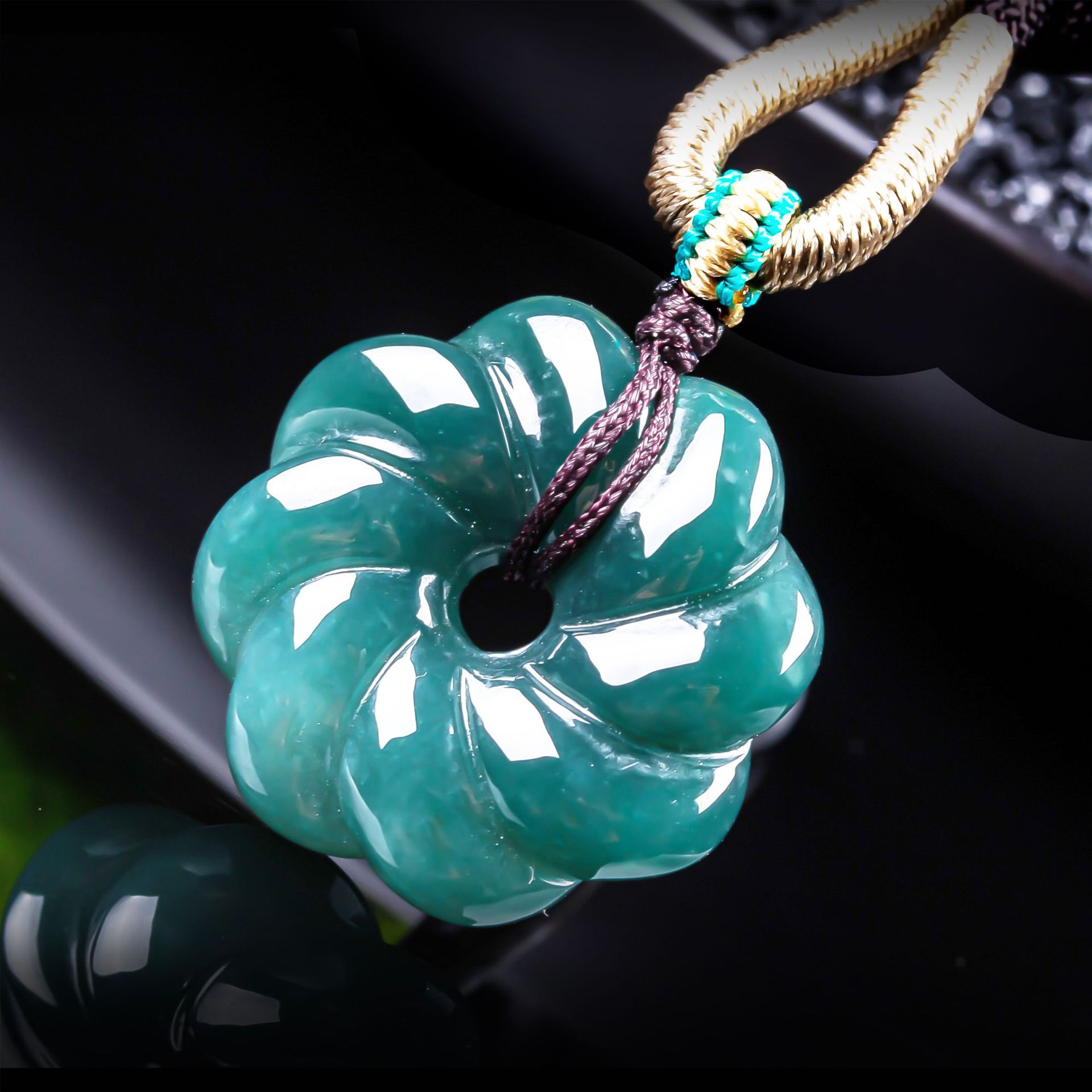 Natural Burmese Jadeite Flower - огляд і ціна Jewelry & Watches Sp Z Oo Opinie